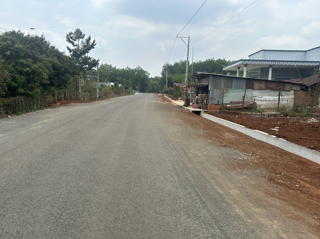 Cần bán đất Bình Phước chính chủ, đất mặt tiền nhựa như hình, sổ sẵn