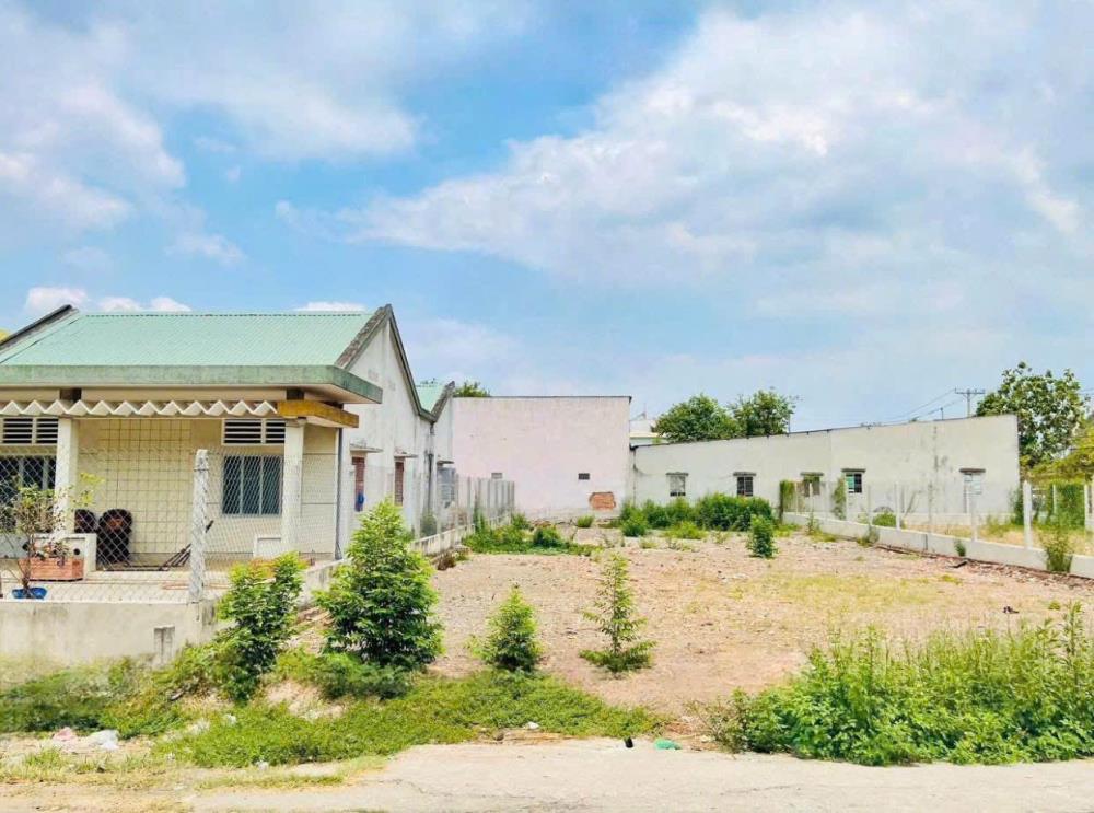 Chính chủ bán gấp lô đất ngay trung tâm thị xã Bình Phước