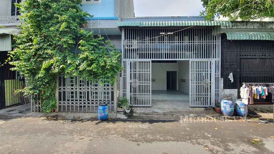 Về quê định cư nên cần bán căn nhà giá rẻ 100m2 (5x20m) sổ riêng