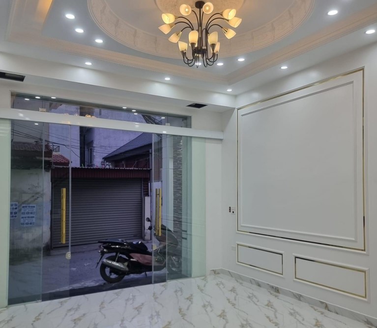 Bán nhà độc lập Mặt Phố Kiều Sơn thông với 193 Văn Cao
