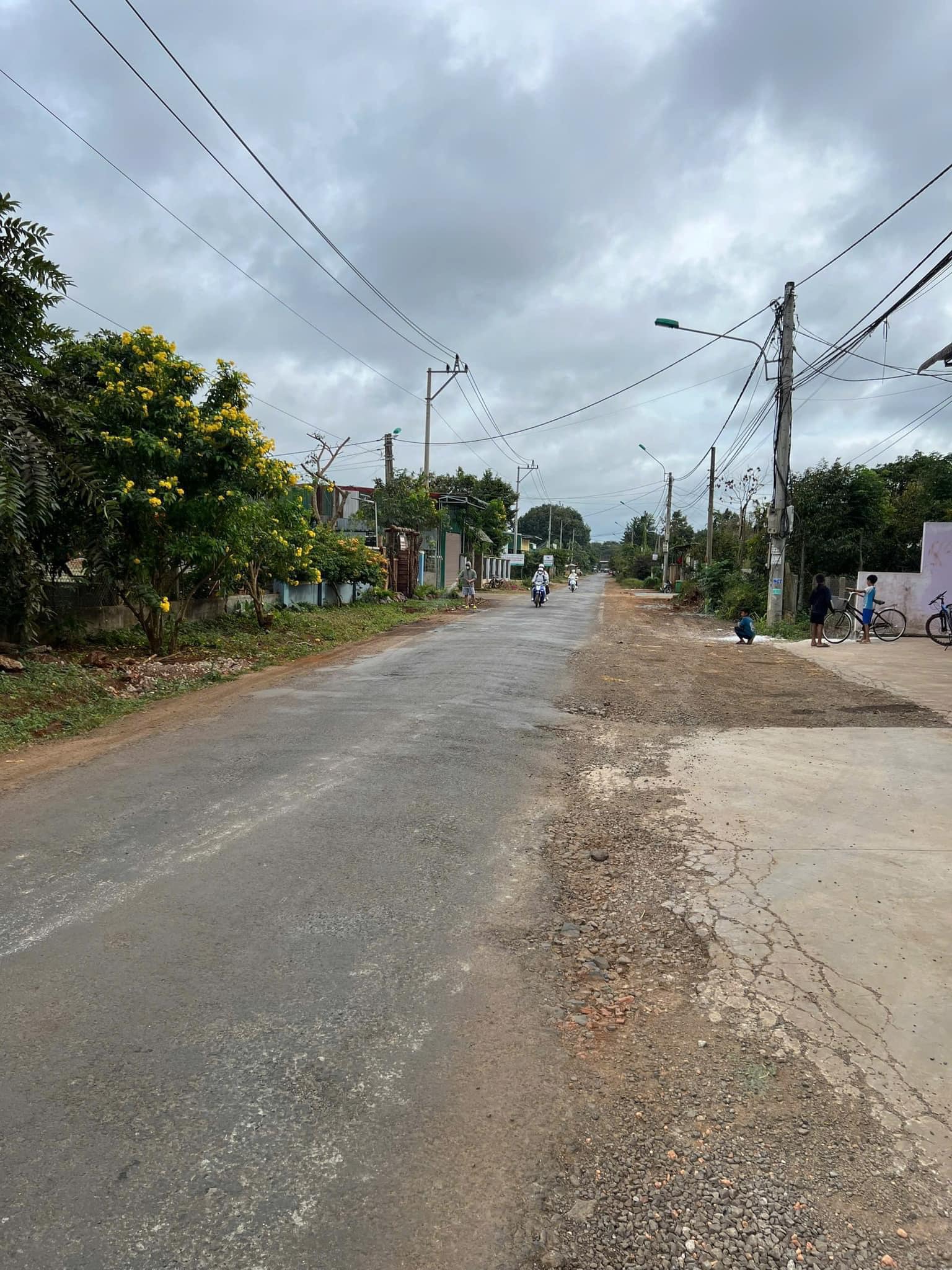 Đất Bình Phước, cần tiền bán gấp đất ngay trung tâm