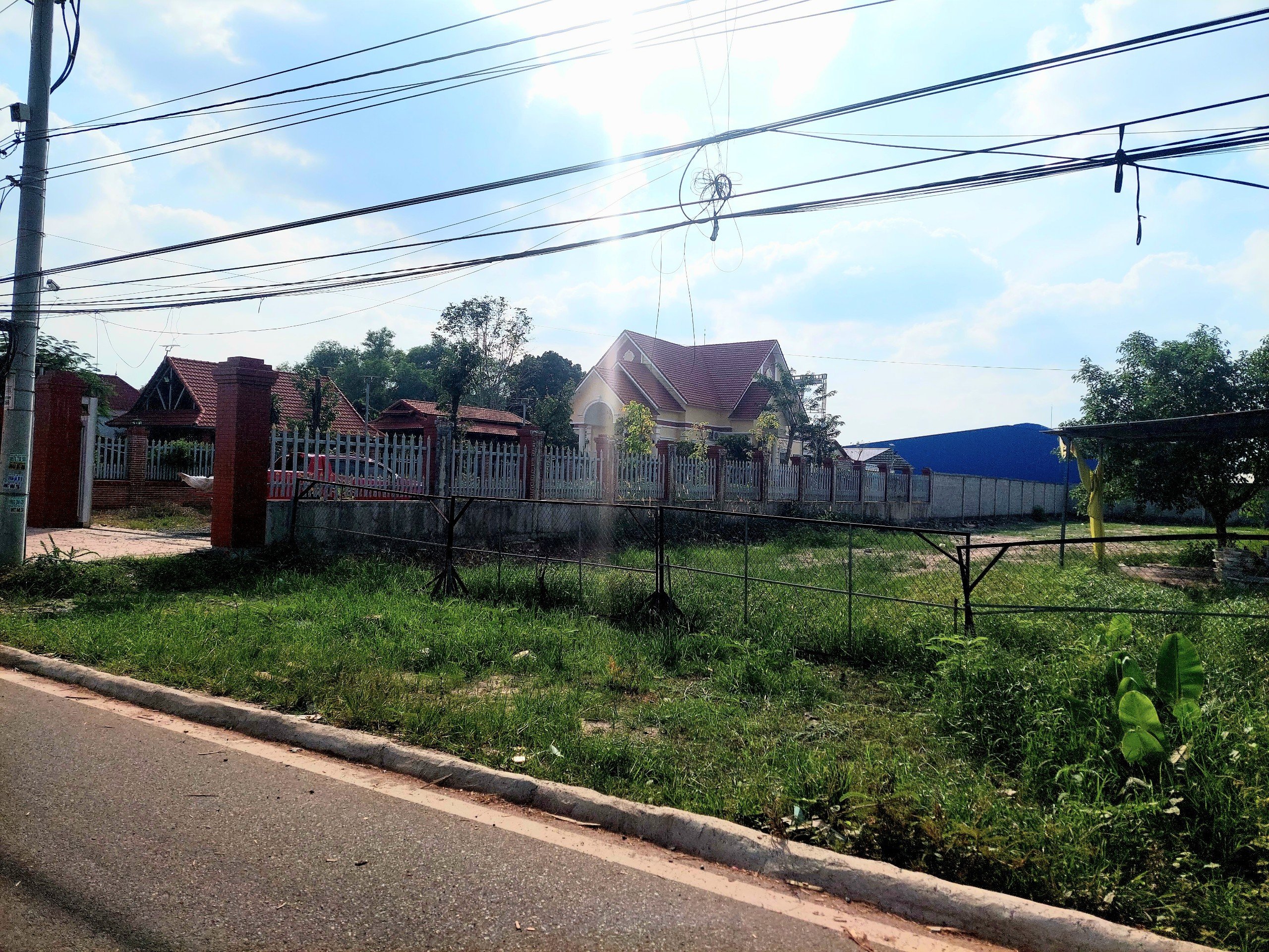 Kẹt tiền bán 2.000m2 giá 180 triệu ngay trung tâm Chơn Thành