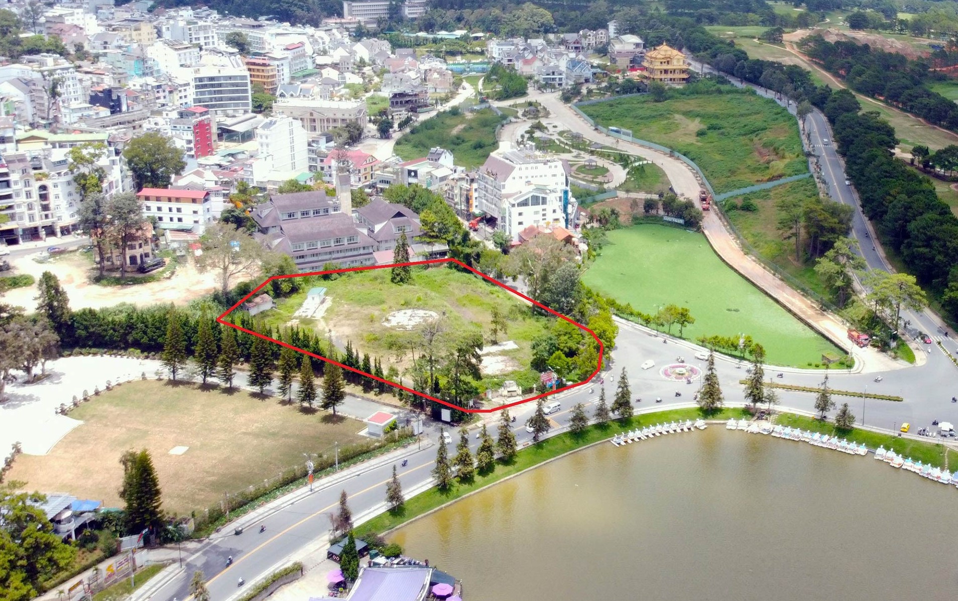 Lâm Đồng chưa cho xây khách sạn 5 sao cạnh hồ Xuân Hương