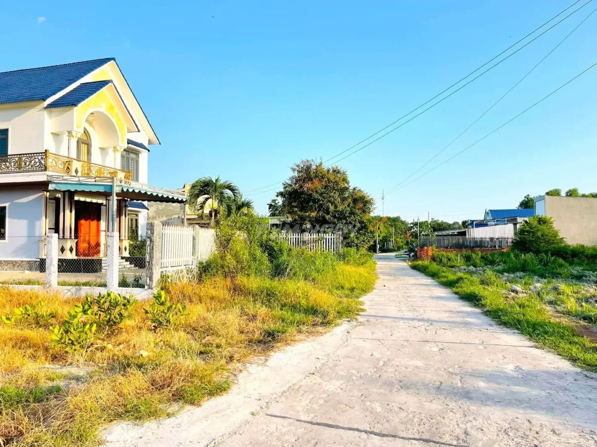 Cần bán đất Bình Phước, đất mặt tiền đường thông ra khu công nghiệp