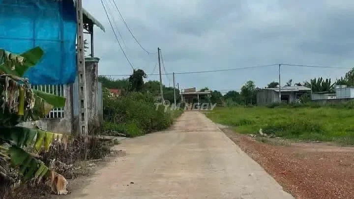 Vợ chồng tôi về quê sống cần bán đất Bình Phước giá rẻ