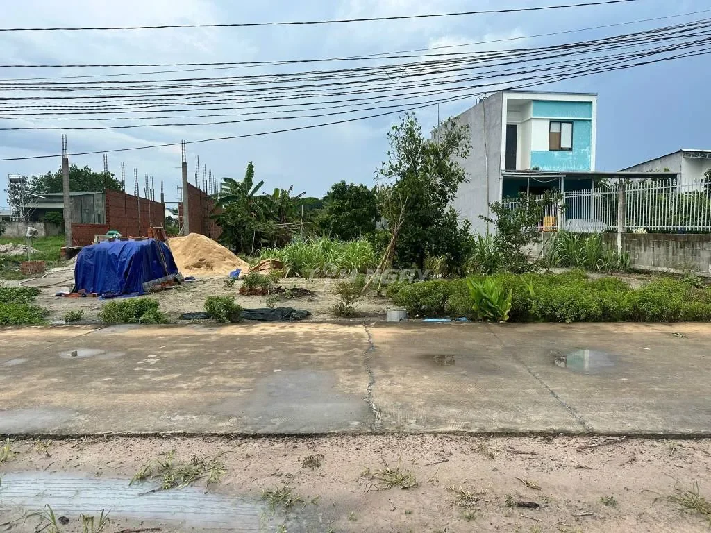 Bán đất Chơn Thành Bình Phước 1.780m² đường ô tô giá 220 triệu